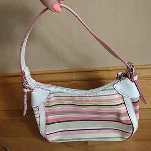 4/$25!!! Striped hand bag